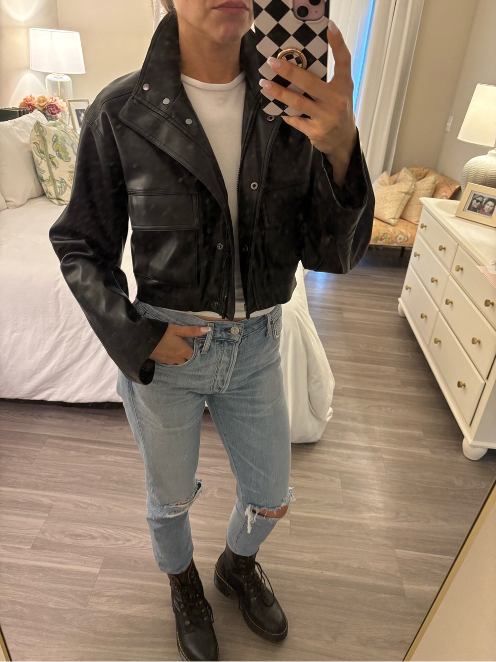 🖤 Alo Yoga Cropped Faux Leather Jacket 🖤